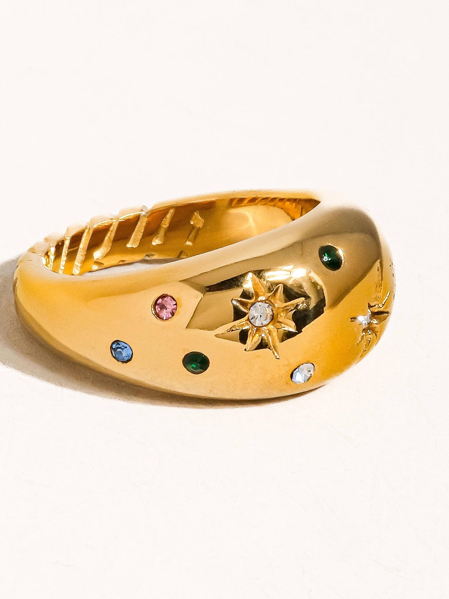 Angela Ring