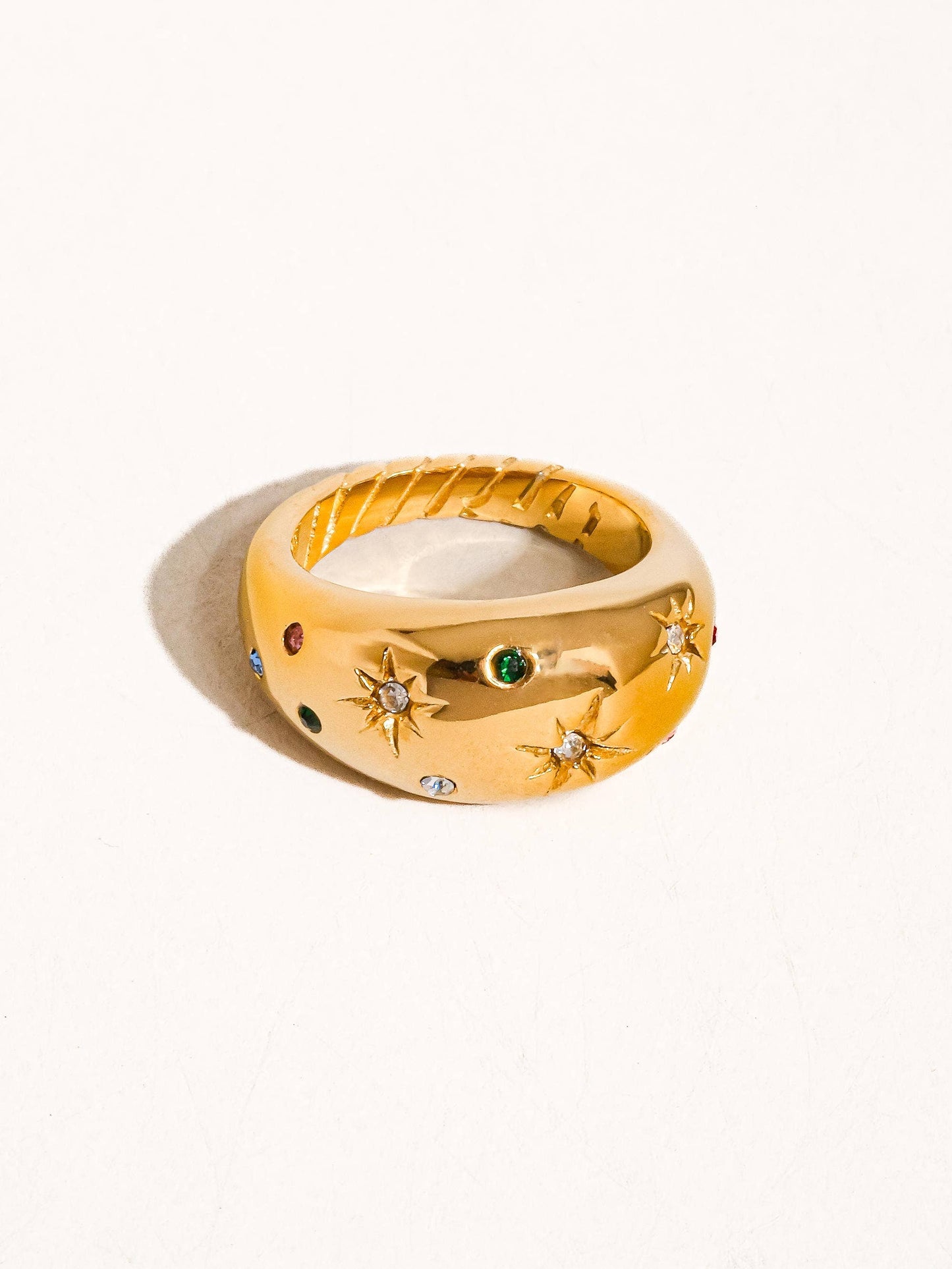 Angela Ring