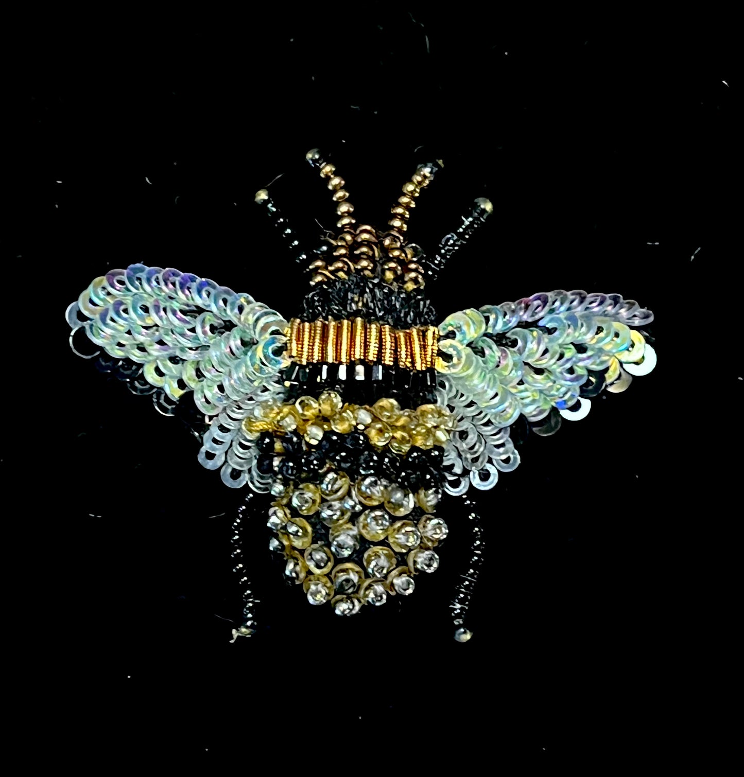Trovelore - Honey Bee Brooch Pin