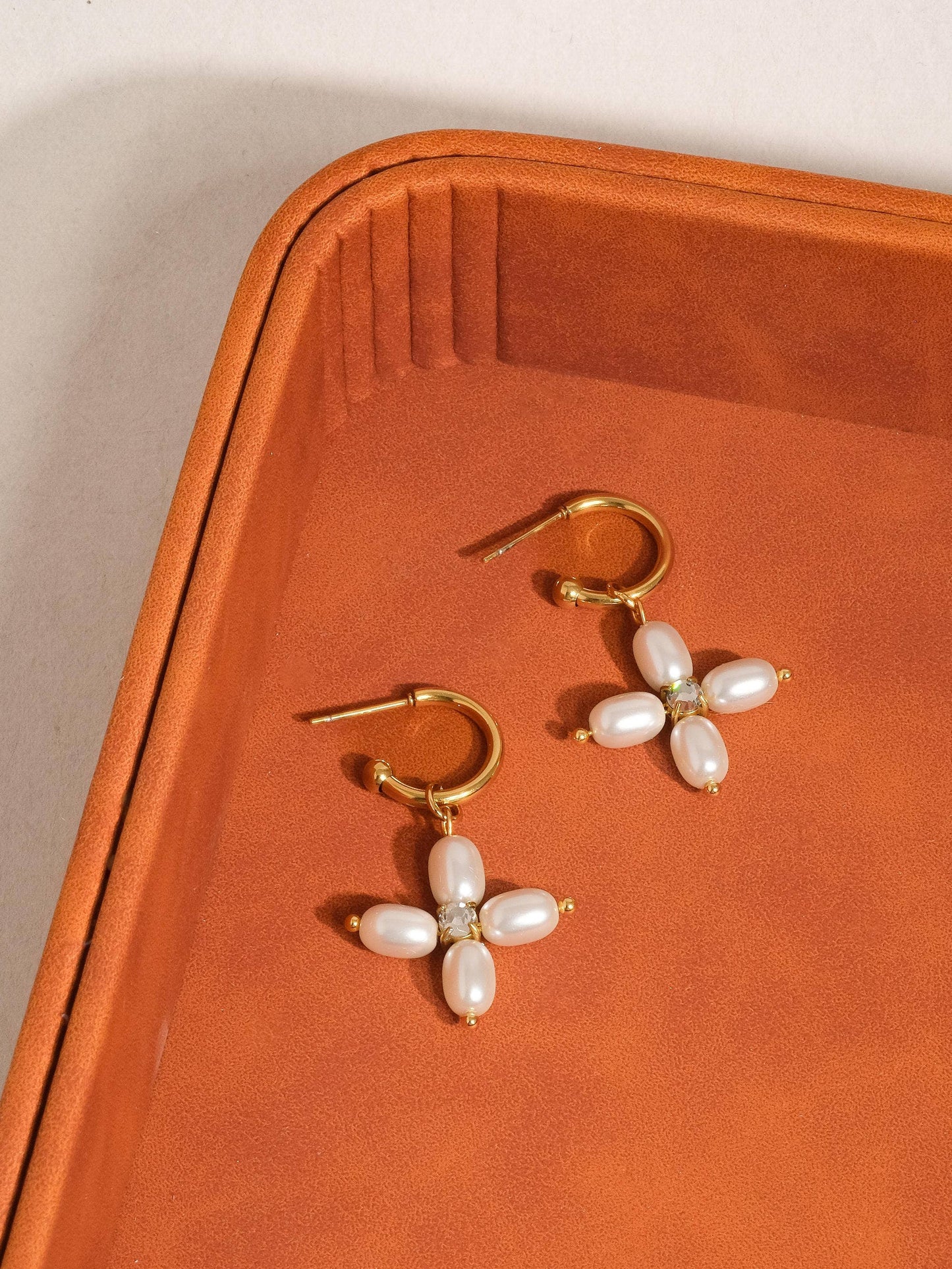 Chaleur Earrings