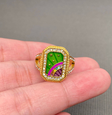 Universally Lucky Ring