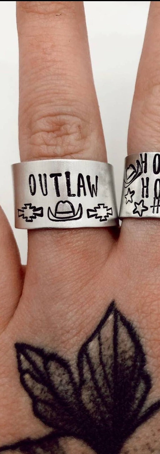Outlaw Ring