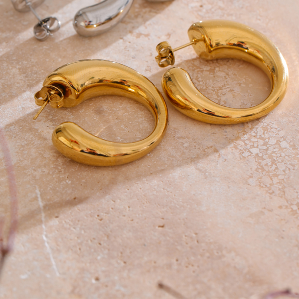 Golden Curve Hoops