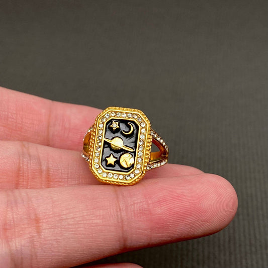 Universally Lucky Ring