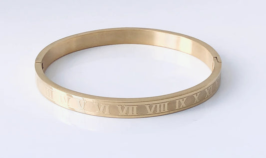 Solid Roman Numeral Bracelet